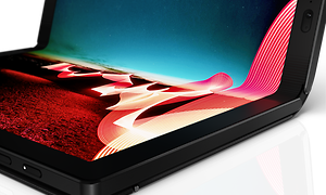 Lähikuva Lenovo ThinkPad X1 Fold -kannettavan taitetusta näytöstä