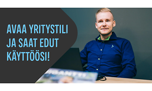 Yritysmyyjä istuu työpisteen ääressä ja hymyilee sekä teksti avaa yritystili ja saat edut käyttöösi