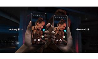 Galaxy S22 Plus ja Galaxy S22 vierekkäin