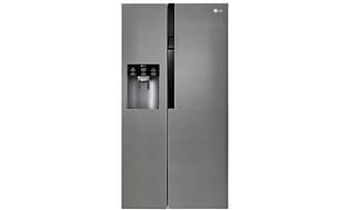 Teräksen värinen LG-side-by-side -jääkaappipakastin vesiautomaatilla