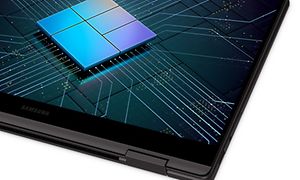 Galaxy Book2 360 ja kaksi Intel Evo -sertifikaatin logoa