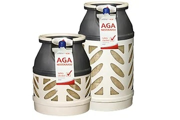 Gigantti nestekaasun täyttö - Kaksi AGA-nestekaasupulloa