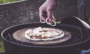 Pizza grillissä