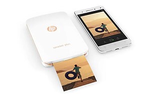 HP Sprocket -tulostin tulostaa valokuvaa älypuhelimesta