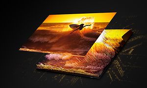 Samsung-tv-QN85A- TV-ruudussa kuvaa surffaajasta auringonlaskussa