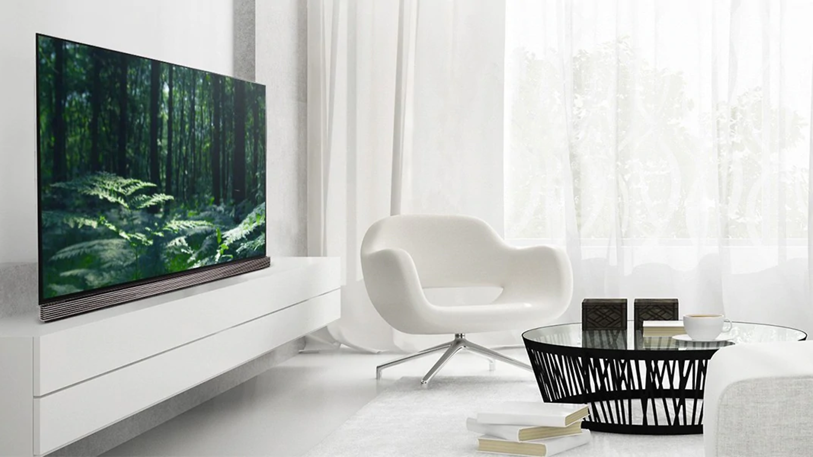 OLED LG TV vaaleassa olohuoneessa