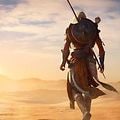 Assassin's Creed -pelihahmo kävelee aavikolla