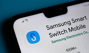 Samsung Smart Switch -sovellus puhelimen näytöllä