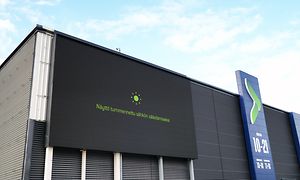 GIGANTTI_Tummennettu-mainos