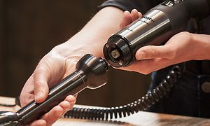 Bosch-sauvasekoittimen sekoitusosan saa helposti irrotettua puhdistusta varten