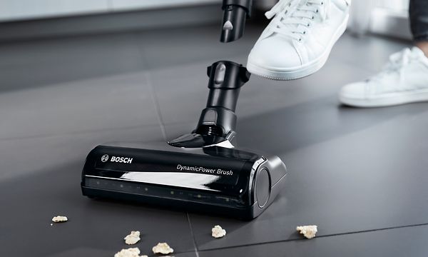 Bosch-pölynimuri ja nozzle foot release -toiminto