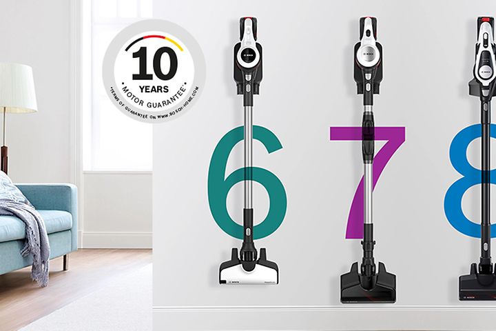 Bosch Unlimited -pölynimurit Series 6, 7 ja 8 roikkumassa seinällä Takuu-logon vieressä
