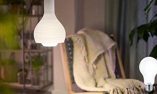 Philips Ultra Efficient LED -lamppu kattovalaisimessa