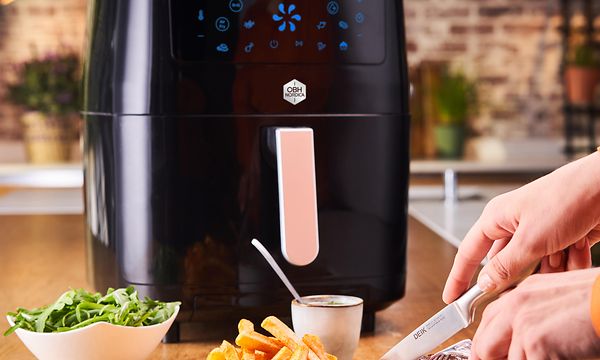 OBH Nordica EasyFry, jonka 3-in-one toiminnoissa on mukana Airfryer