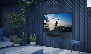 Nauti viihteestä ulkona Samsung Terrace Lifestyle TV:n avulla