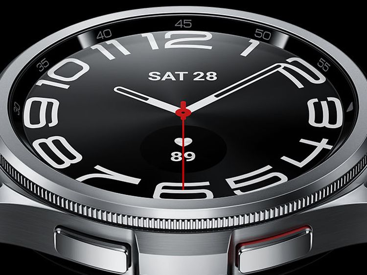 Lähikuva Galaxy Watch6 Classic -älykellosta