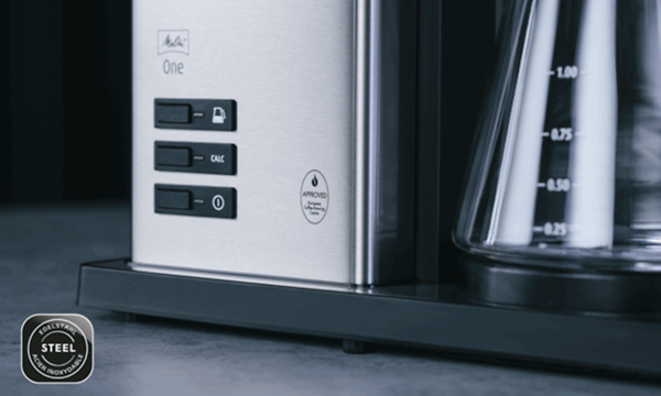 Ruostumattomasta teräksestä valmistettu Melitta One -kahvinkeitin