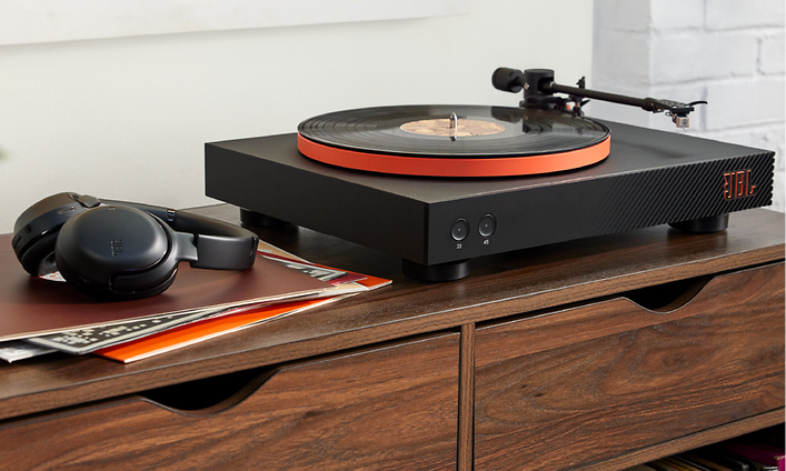 JBL - Spinner - LP-soitin - Vinyylisoitin