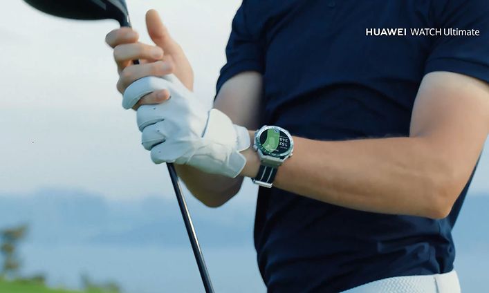 Kuvakaappaus Huawei Watch Ultimate Series -videosta
